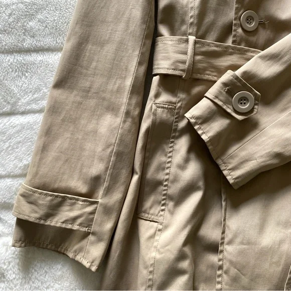 Kenneth Cole trench coat, khaki, small - Picture 3 of 10